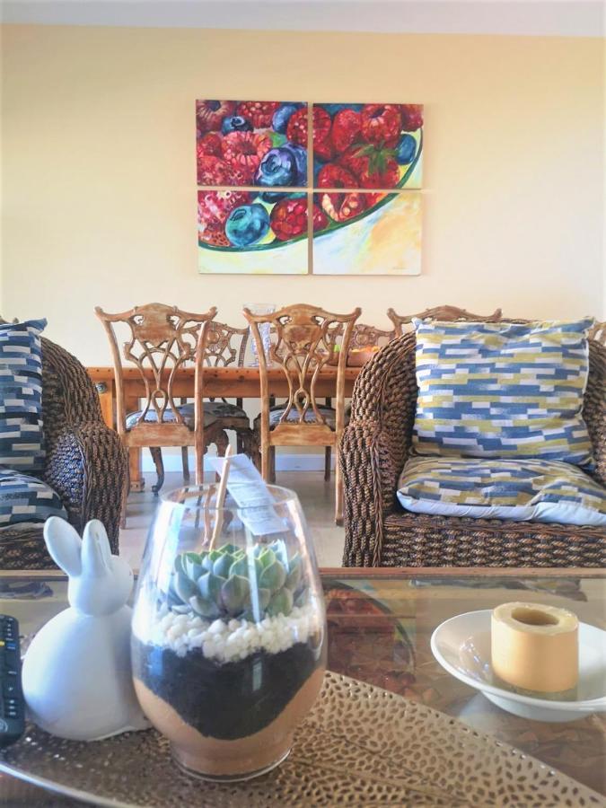 Point Village Guest House Мозел Бей Екстериор снимка