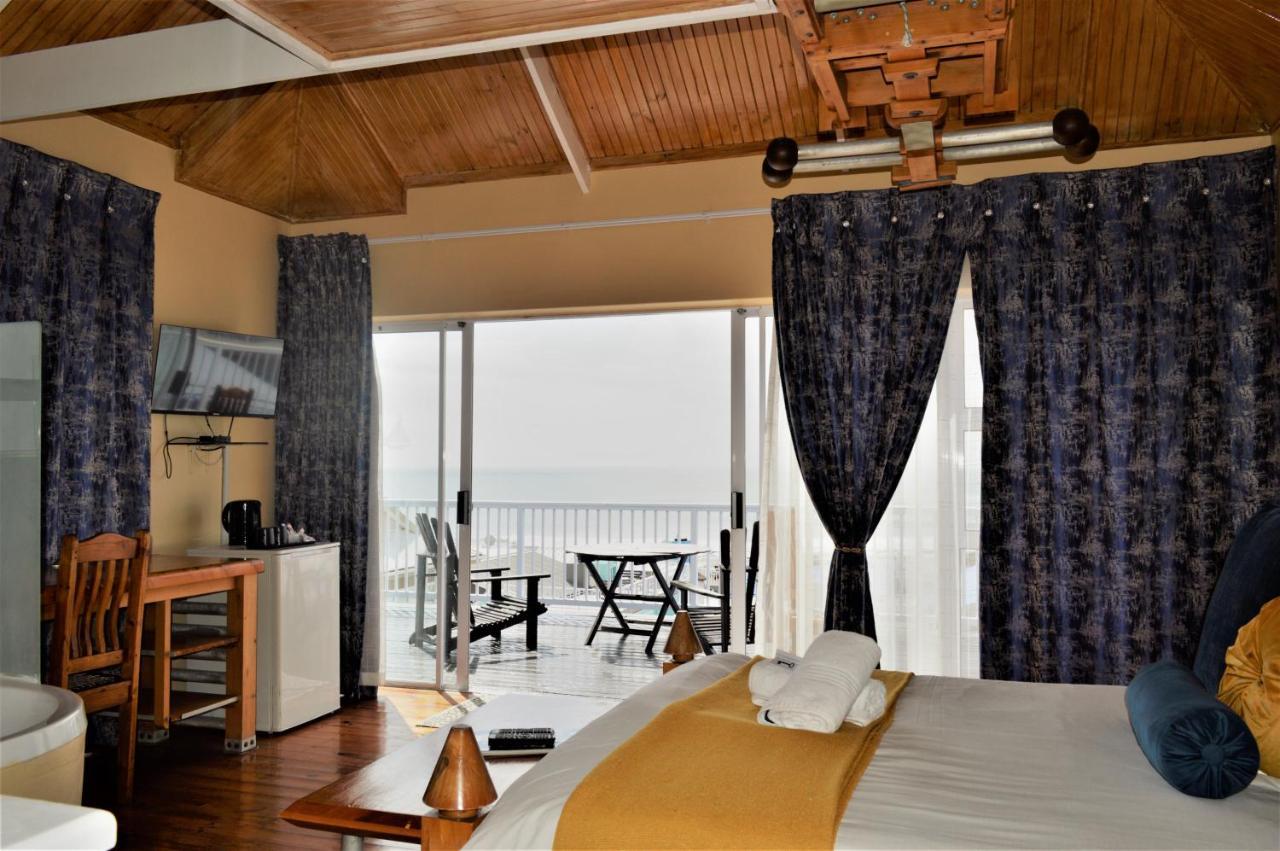 Point Village Guest House Мозел Бей Екстериор снимка