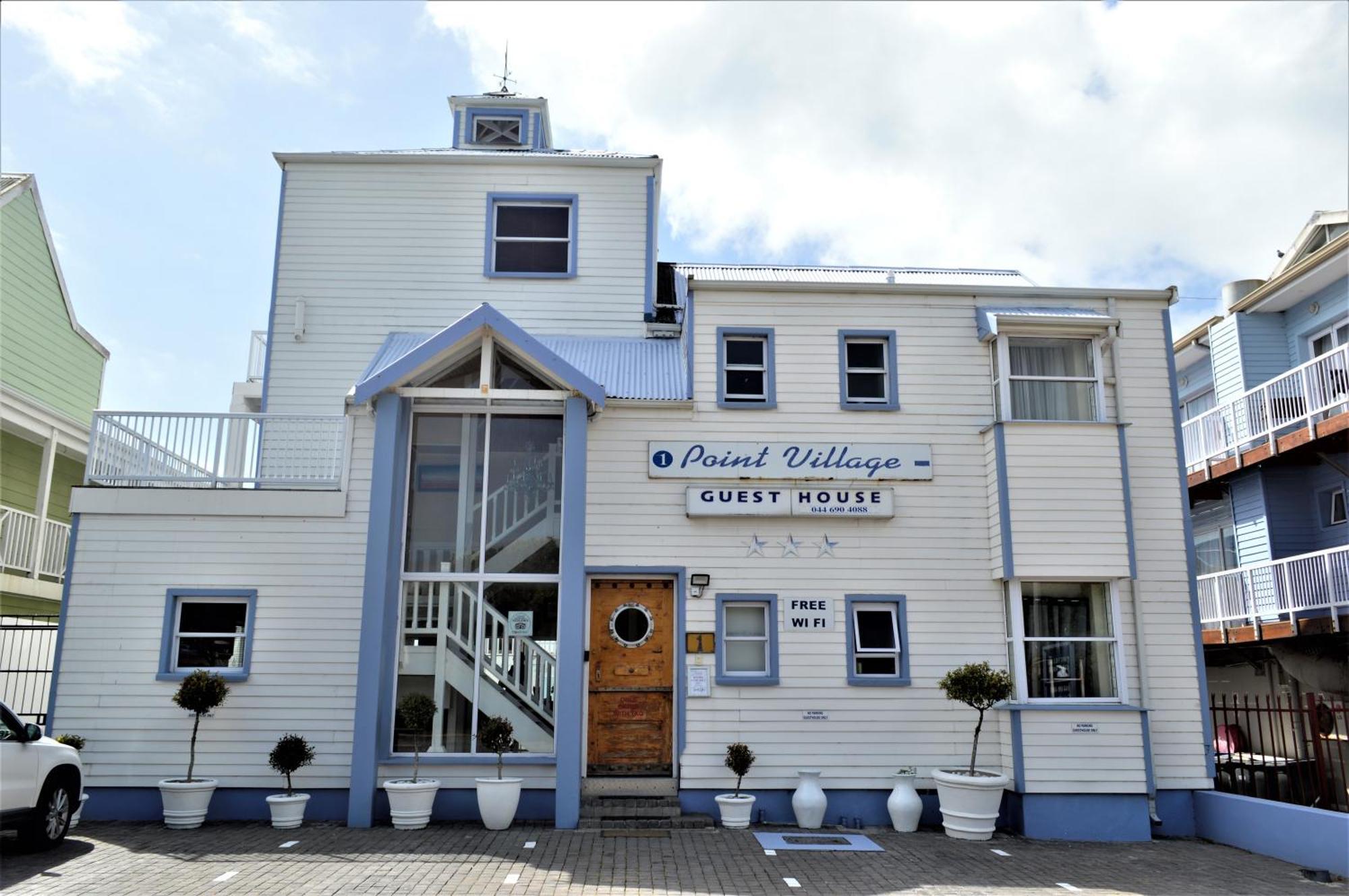 Point Village Guest House Мозел Бей Екстериор снимка